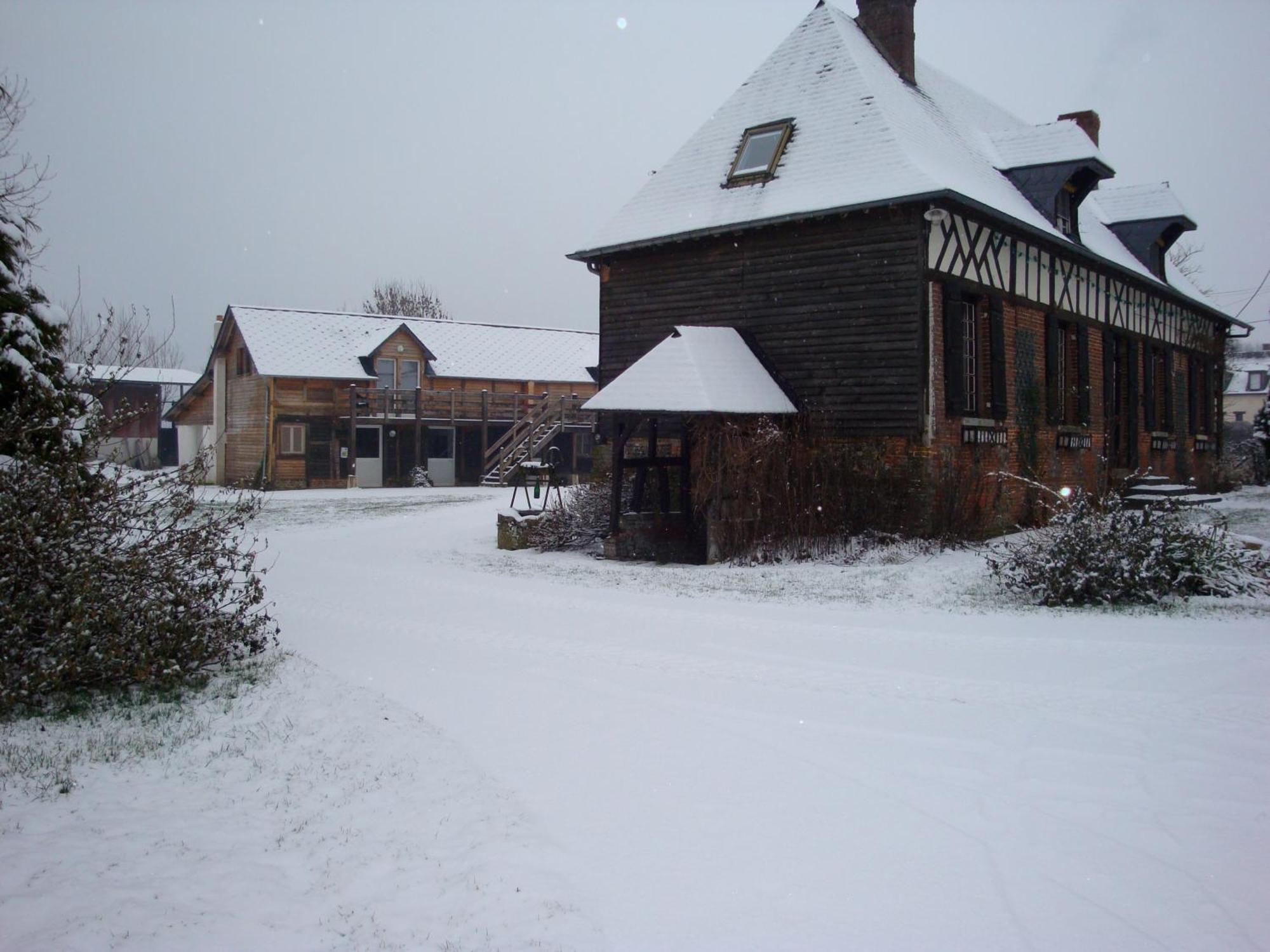 Ferme De La Cacheterie, Bed and Breakfast Fleury-la-Forêt Buitenkant foto